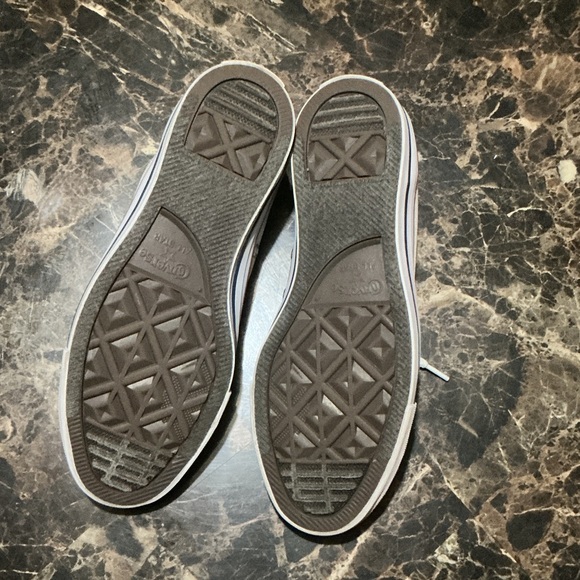 Converse - Picture 6 of 6